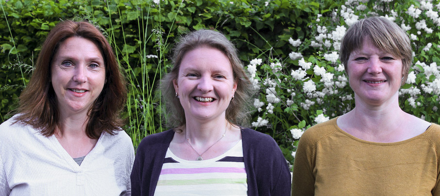 caritas-schule-mariannhill-menschen-gruppenfoto-unterstuetzte-kommunikation