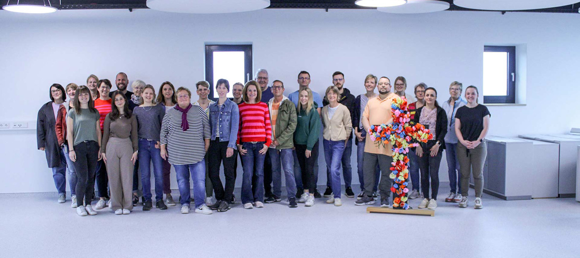 caritas-schule-mariannhill-menschen-kollegium-gruppenfoto