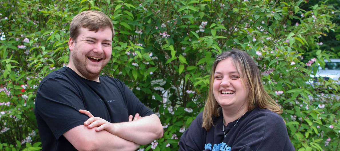 caritas-schule-mariannhill-menschen-portrait-zweier-lehramtsanwaerter